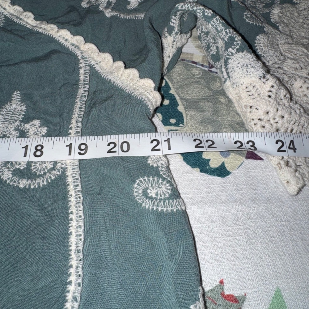 Democracy Womens Boho Lace Embroidered Bell Sleeve Blouse Teal Sage Green M - Picture 8 of 11